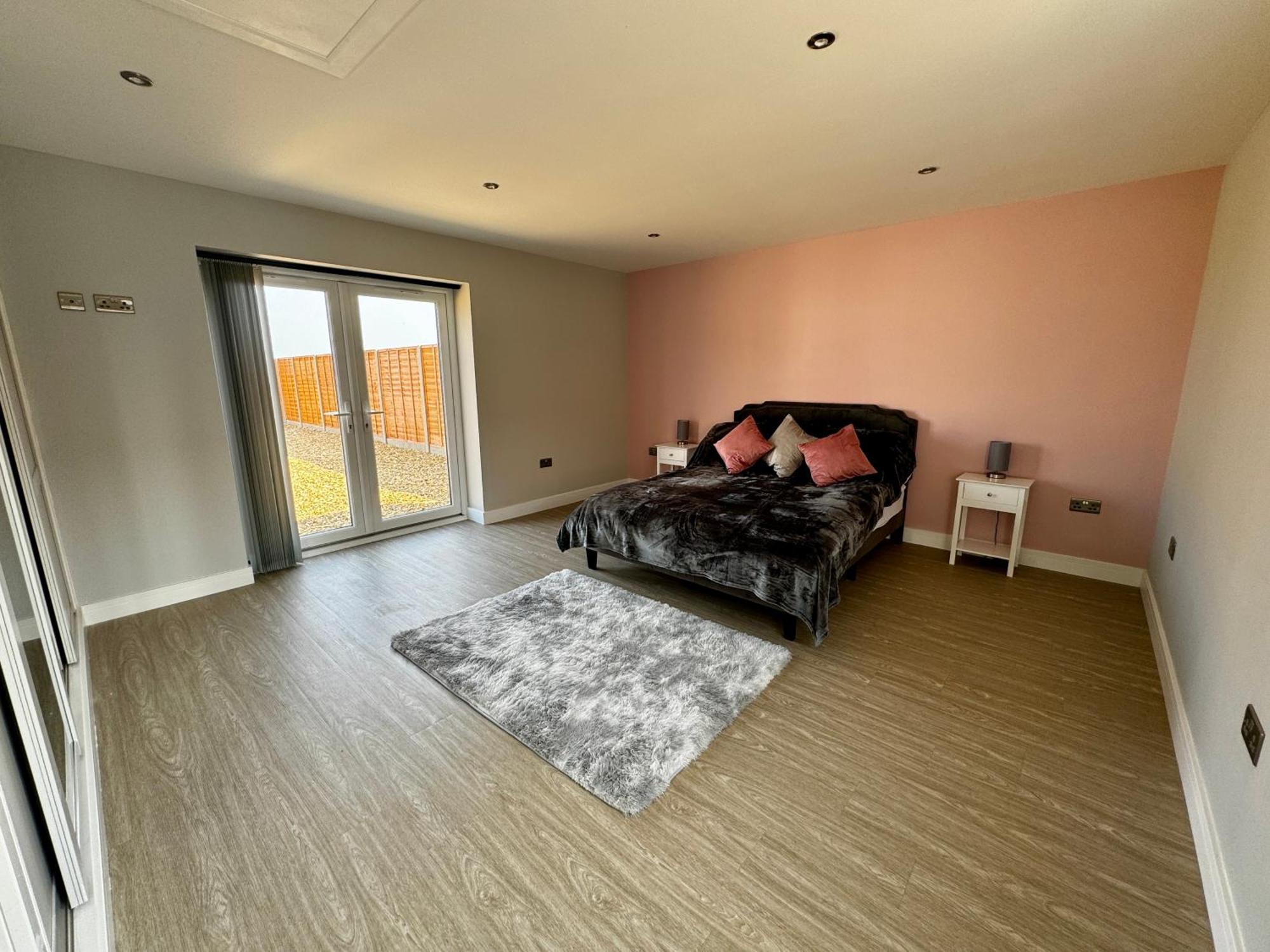 Luxury Isla Cottages, Bourne! Dog-Friendly, Countryside Views, Garden, Parking, 5Mins Pubs - Family Holiday Exterior photo